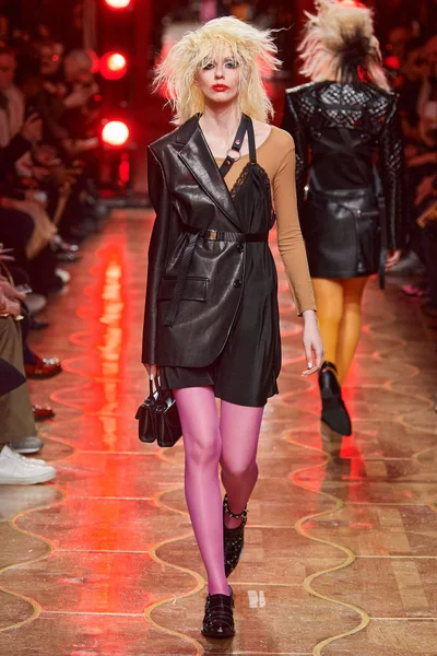 Look 36